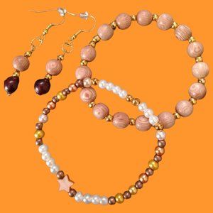 Two Beautiful Beads Bracelets With Earrings